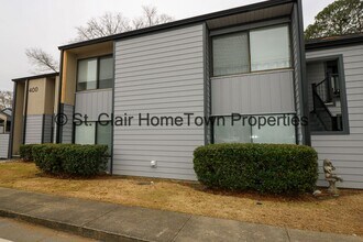 Building Photo - Upstairs Unit on Logan Martin Lake