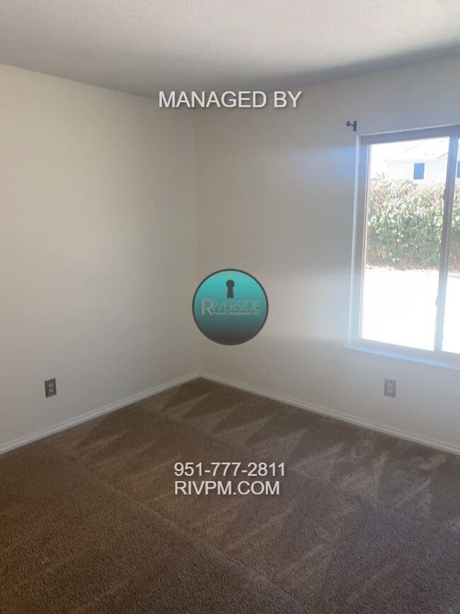 Building Photo - Beautiful 4-Bedroom, 2-Bath Home in Rivers...