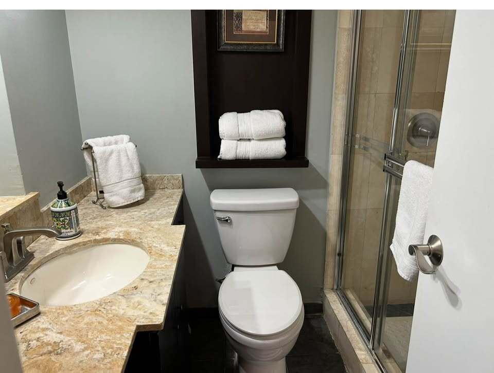 Building Photo - 8510 SW 124th St