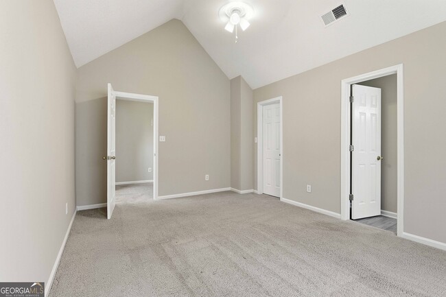 Building Photo - 130 S Fairfield Dr