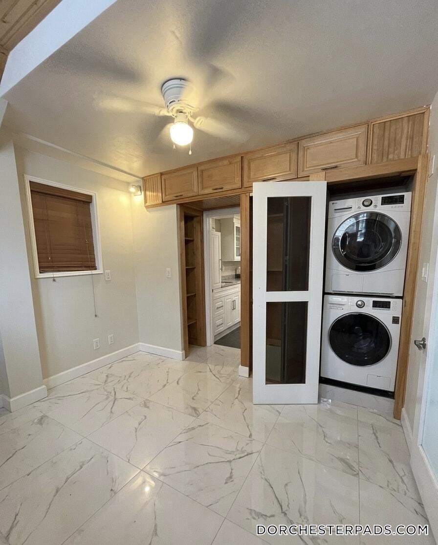 Building Photo - 235 Savin Hill Ave