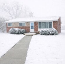 Building Photo - 3710 Jarvis Ave