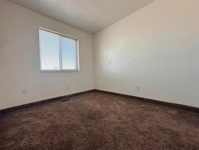 Building Photo - 15100 N 5400 W