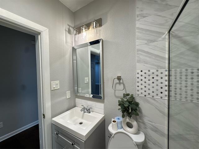 Building Photo - 2215 Washington Ave