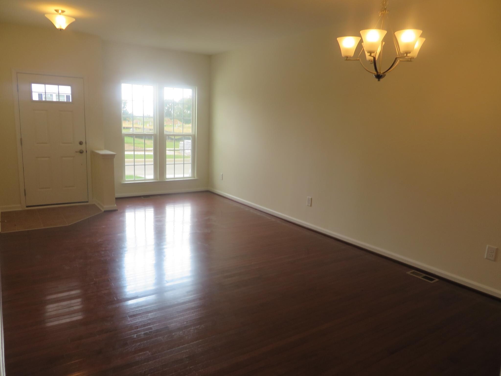 Formal Dining Room - 1280 Madison Ln