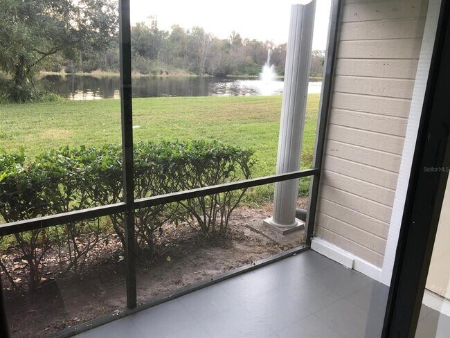 Building Photo - 2740 Oak Park Way