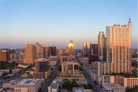 Building Photo - 800 W 5th St