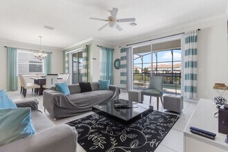 Building Photo - 4743 Kings Castle Cir