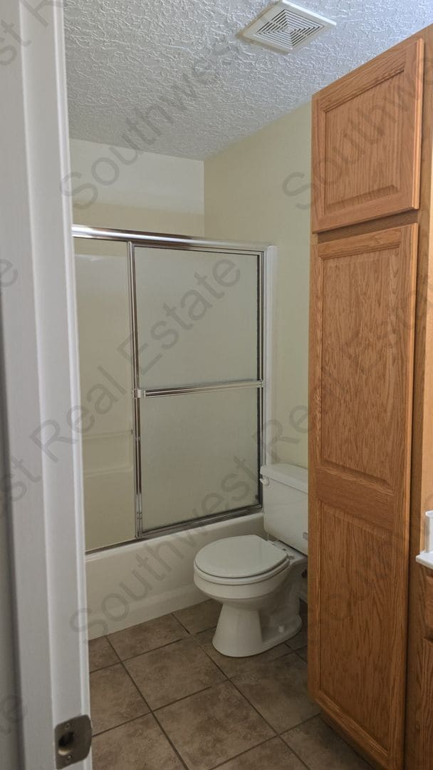 Building Photo - 4624 Sandstone Dr