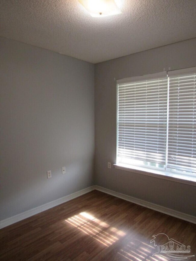 Building Photo - 3024 Flintlock Dr