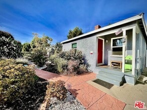 Building Photo - 3017 Urban Ave