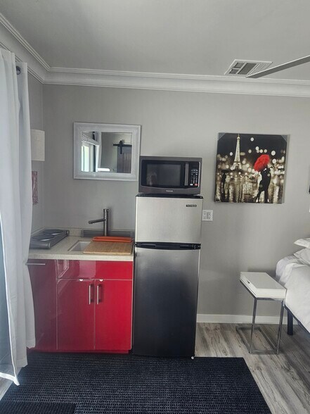 Building Photo - 11314 Malat Way