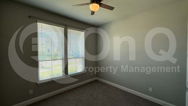 Building Photo - 3508 Covedale Blvd