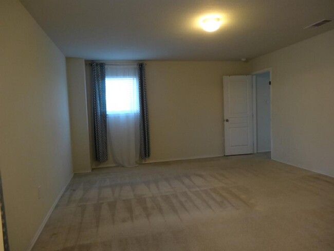 Building Photo - 4418 Windmill Run Dr