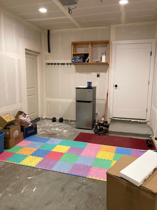 Building Photo - ADU blocks from Tennyson St! Available February 1st!