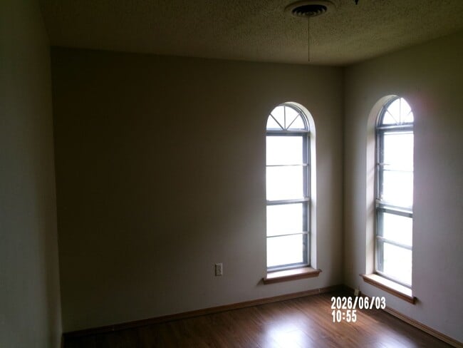 Building Photo - Beautiful 3-Bedroom, 2-Bath Home in Southeast Lawton
