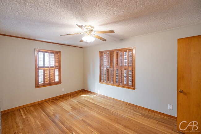 Building Photo - For Lease