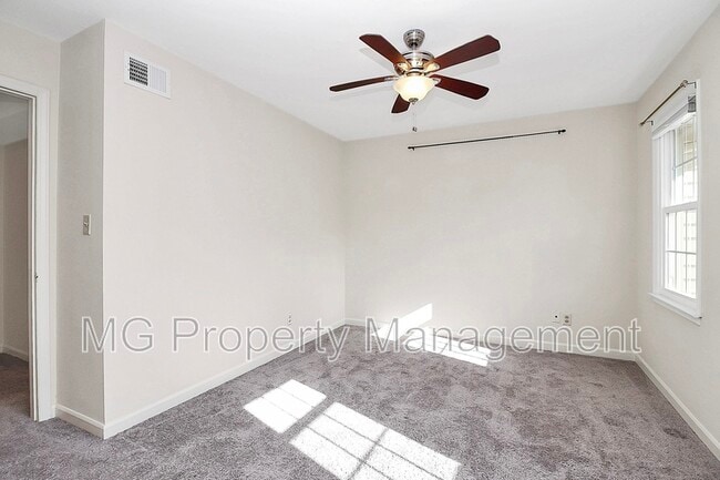 Building Photo - 3726 Park Rd