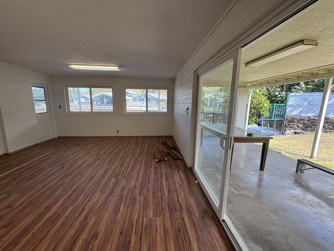 Building Photo - 6270 Upolo Pl