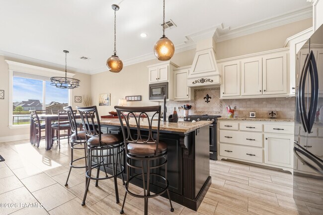 Building Photo - 117 San Sebastian Dr