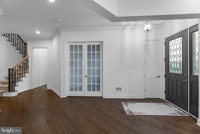 Building Photo - 105 Samjan Cir