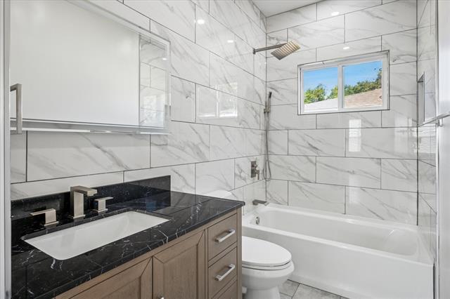 Building Photo - 329 S 2nd St