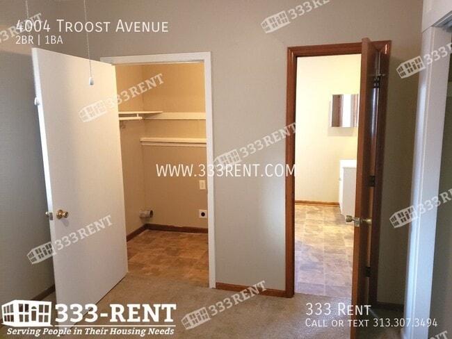 Building Photo - 4004 Troost Ave