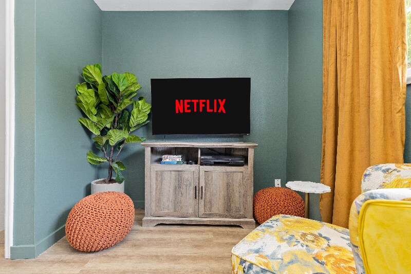 Building Photo - 5831 W 110th Pl