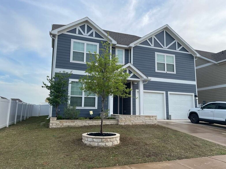 Building Front - 10032 Adams Ln