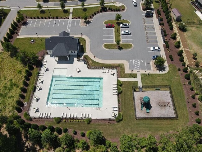 Building Photo - 248 Ellsworth Manor Dr