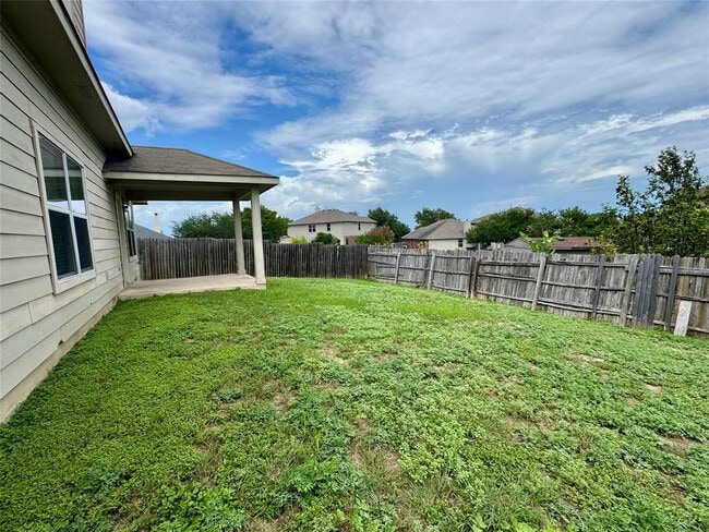 Building Photo - 1692 Amberwood Loop