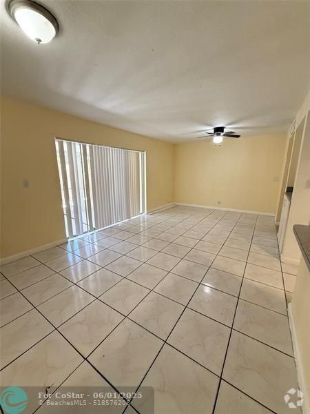 Building Photo - 5706 Blueberry Ct