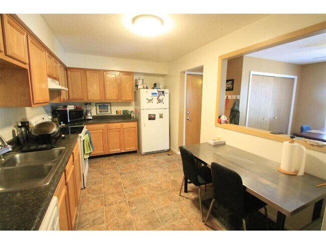 Building Photo - 949 Wescott Trail