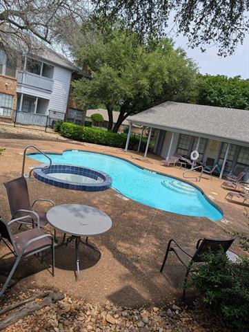 Building Photo - 3101 Townbluff Dr