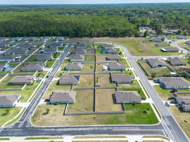 Building Photo - 1555 Ct-50