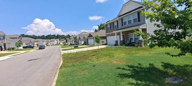 Building Photo - 12032 Sweet Almond Ln