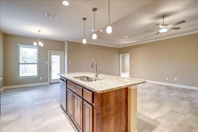 Building Photo - 3153 Seawolf Dr