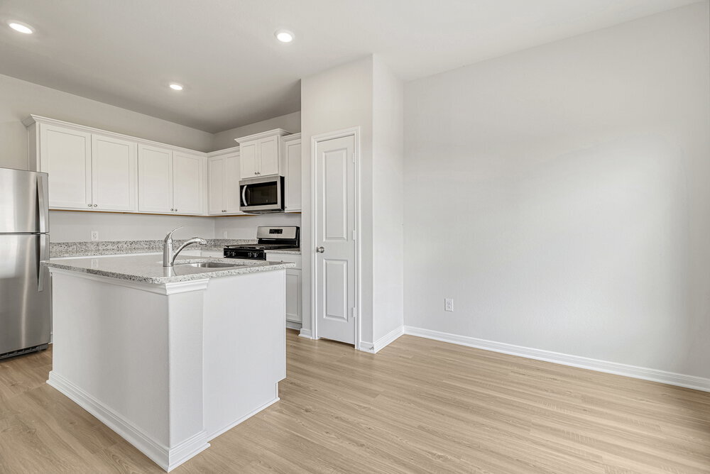 Building Photo - 401 Polly Grv Dr