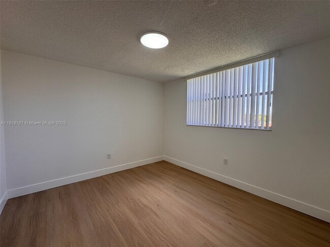 Building Photo - 1810 SW 81st Ave