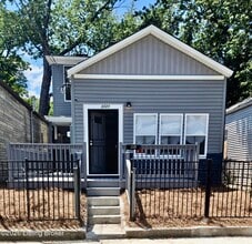 Building Photo - 2220 Griffiths Ave