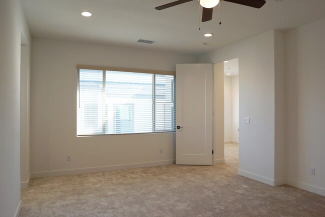 Building Photo - 74371 Nichols Dr