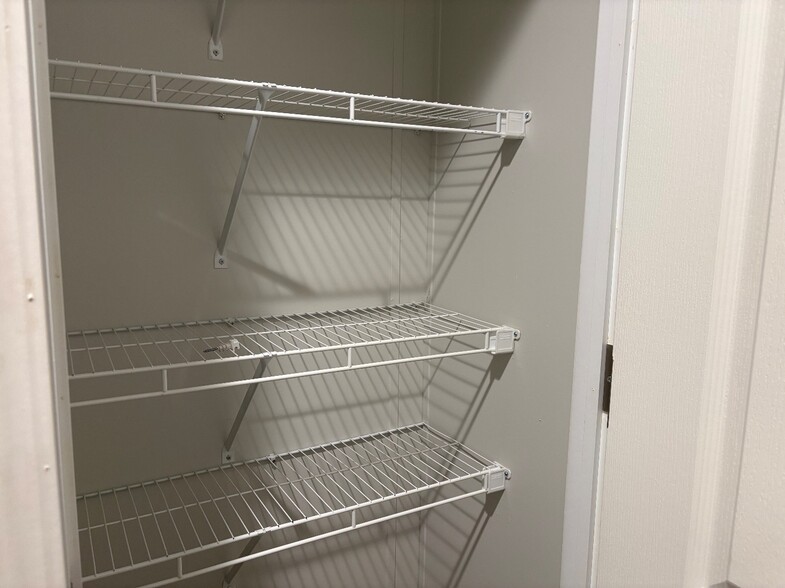 Building Photo - 1961 Winter Park Dr