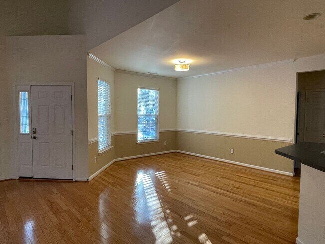 Building Photo - 4257 Falcon Creek Dr