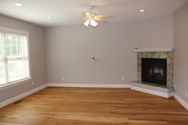 Building Photo - 3717 Port Republic Rd