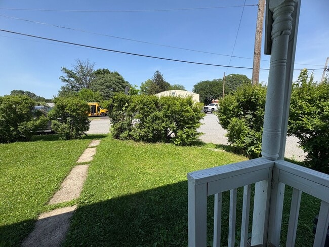 Building Photo - 3 Bedroom 1 Bathroom in Elizabethtown!
