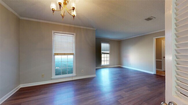 Building Photo - 1806 Heatherton Dr