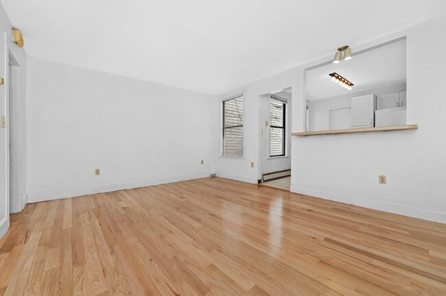 Building Photo - 35 Allston St