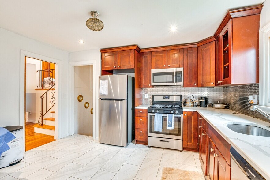 Building Photo - 2851 Debra Way