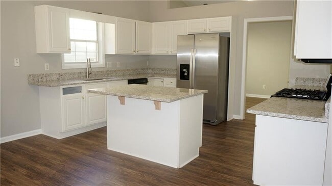 Building Photo - 3260 Ennfield Ln NW