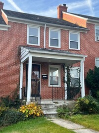Building Photo - $1500 3BR 1BA East Baltimore row home!